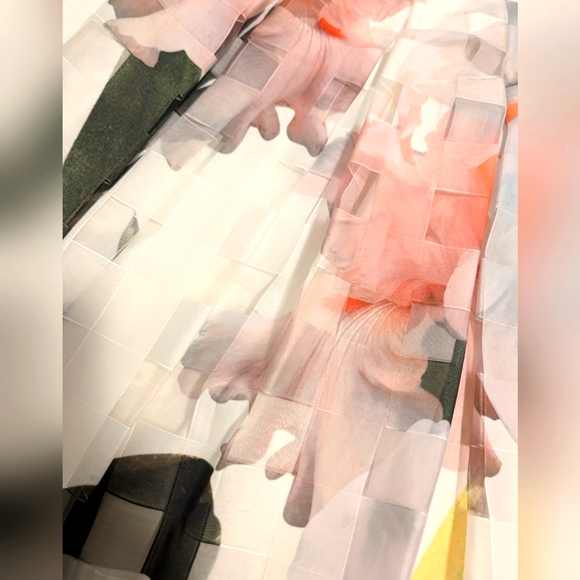 Ted Baker Skirt Size 3 - Picture 4 of 11